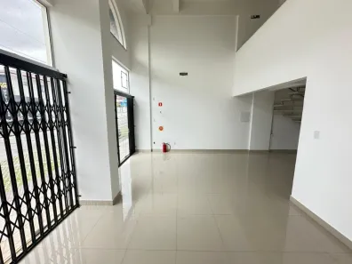 Ponto Comercial para alugar, 52m² no Barreiros, São José