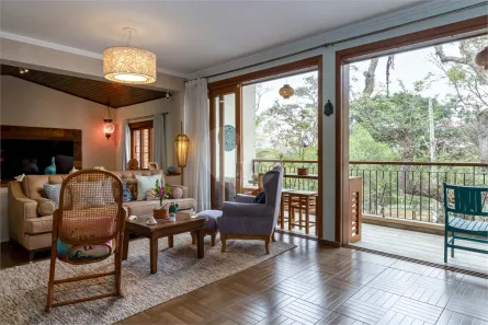 Casa com 3 Quartos à venda, 320m² no Vila Madalena, São Paulo