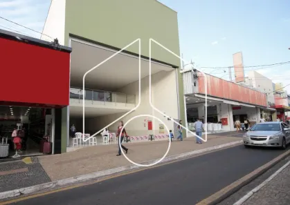 Galpão/Depósito/Armazém para alugar, 1000m² no Centro, Marília