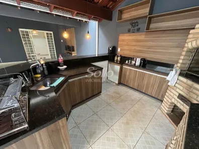 Casa com 4 Quartos à venda, 278m² no Vigilato Pereira, Uberlândia