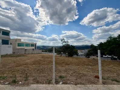 Lote/Terreno à venda, 1280m² no Centro, Atibaia