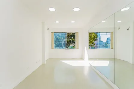Sala Comercial para alugar, 70m² no Batel, Curitiba