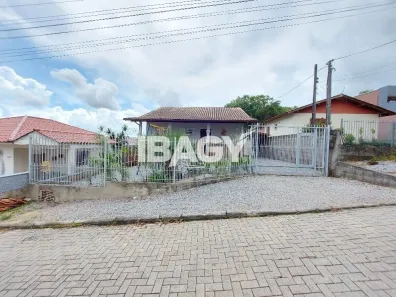 Casa com 2 Quartos para alugar, 75m² no Aririú, Palhoça