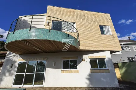 Casa com 1 Quarto à venda, 613m² no Ahú, Curitiba