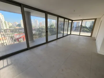Apartamento com 3 Quartos à venda, 231m² no Vila Olímpia, São Paulo