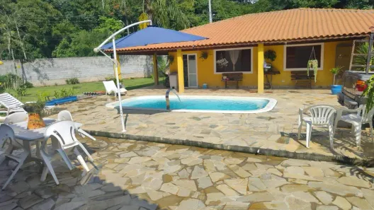 Fazenda/Sítio com 3 Quartos à venda, 160m² no Parque Agrinco, Guararema