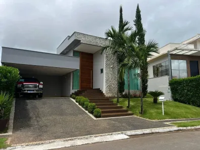 Casa com 3 Quartos à venda, 280m² no Setor Central, Goiânia