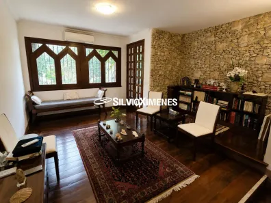 Casa com 4 Quartos à venda, 380m² no Cruzeiro, Belo Horizonte