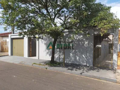 Casa com 4 Quartos à venda, 123m² no Lagoa Dourada, Londrina