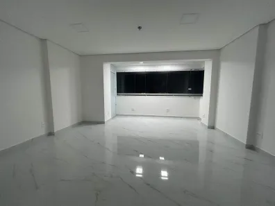 Sala Comercial para alugar, 46m² no Centro, São Vicente