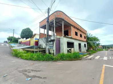 Prédio Comercial com 8 Quartos à venda, 204m² no Centro, Presidente Figueiredo