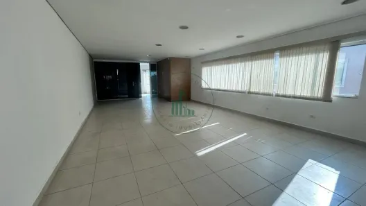 Sala Comercial para alugar, 157m² no Vila Rezende, Piracicaba