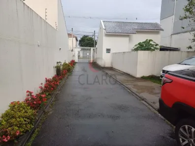 Sobrado com 2 Quartos para alugar, 70m² no Boqueirão, Curitiba