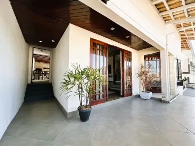 Casa com 3 Quartos à venda, 154m² no Costa e Silva, Joinville