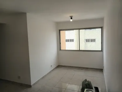 Apartamento com 2 Quartos para alugar, 50m² no Cidade Monções, São Paulo