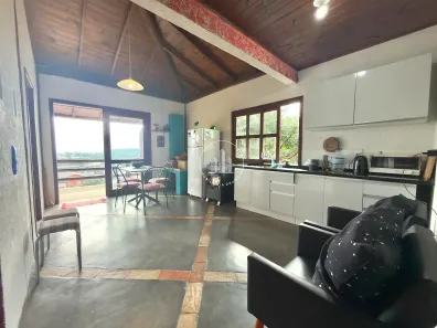 Casa com 5 Quartos à venda, 227m² no Barra da Lagoa, Florianópolis