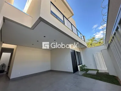 Casa com 3 Quartos à venda, 170m² no Ibituruna, Montes Claros