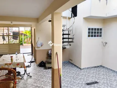 Casa com 3 Quartos à venda, 119m² no Vila Haro, Sorocaba