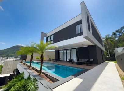 Casa de Condomínio com 4 Quartos à venda, 546m² no Barra, Balneário Camboriú
