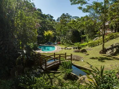 Casa com 10 Quartos à venda, 569m² no Corrêas, Petrópolis