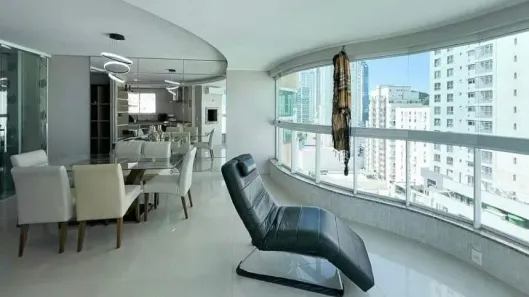 Apartamento com 3 Quartos à venda, 105m² no Centro, Balneário Camboriú