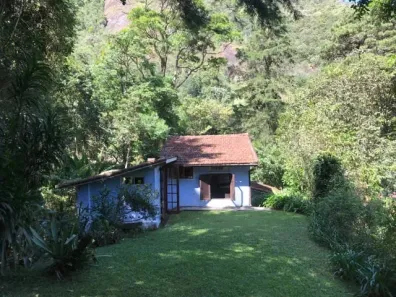 Casa com 3 Quartos à venda, 107m² no Duarte Silveira, Petrópolis
