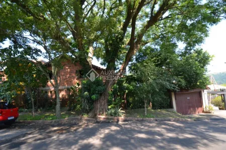 Casa com 4 Quartos à venda, 389m² no Vila Nova, Porto Alegre
