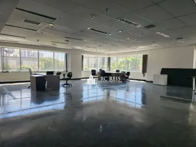 Prédio Comercial para alugar, 958m² no Alphaville Centro Industrial e Empresarial/Alphaville., Barueri