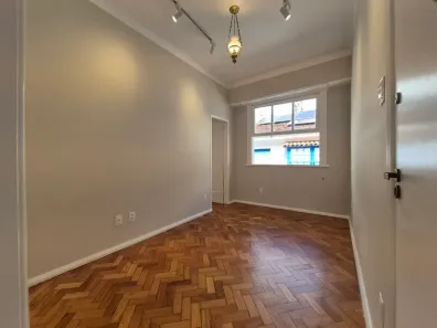 Sala Comercial com 3 Quartos para alugar, 50m² no Leblon, Rio de Janeiro