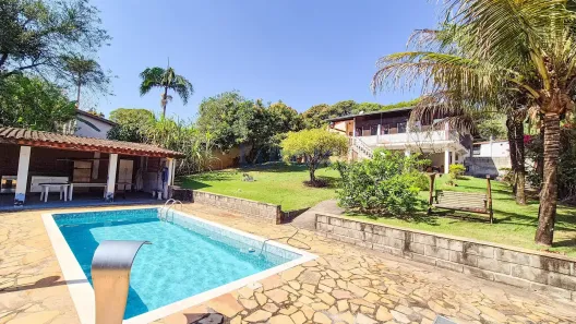 Fazenda/Sítio com 3 Quartos à venda, 395m² no Vale Verde, Valinhos