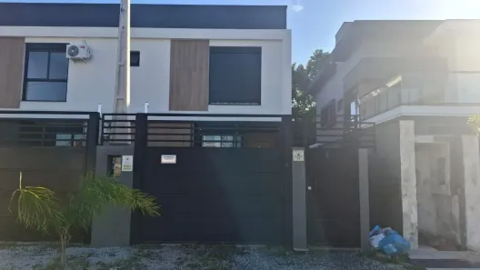 Casa com 3 Quartos à venda, 141m² no Rio Tavares, Florianópolis