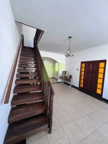 Casa com 3 Quartos à venda, 200m² no Centro, Macaé
