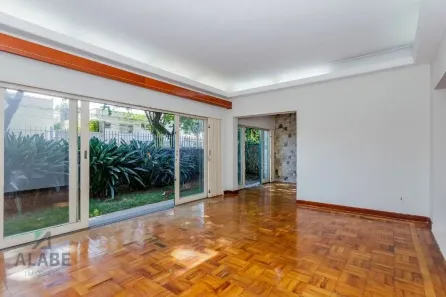 Casa com 3 Quartos à venda, 198m² no Indianópolis, São Paulo