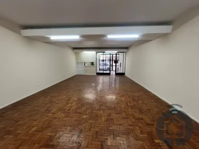 Casa com 3 Quartos para alugar, 200m² no Centro, São Roque