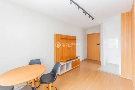 Apartamento com 2 Quartos para alugar, 45m² no Morro Santana, Porto Alegre