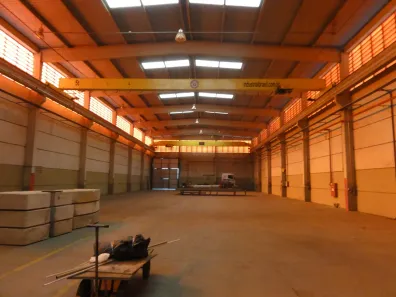 Galpão/Depósito/Armazém para alugar, 2200m² no Zona Industrial, Sorocaba