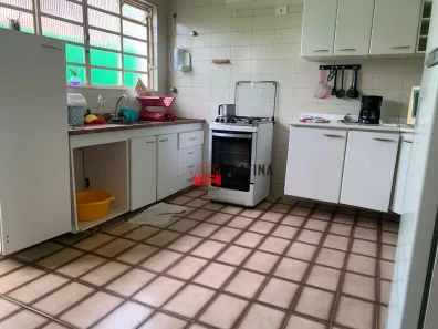 Casa com 3 Quartos à venda, 209m² no Vila Liviero, São Paulo
