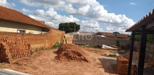 Lote/Terreno à venda, 304m² no Jardim Terra Branca, Bauru