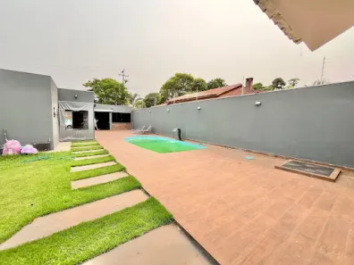 Fazenda/Sítio com 4 Quartos à venda, 400m² no Loteamento Bela Vista, Maringá