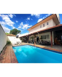 Sobrado com 4 Quartos à venda, 321m² no Setor Jaó, Goiânia