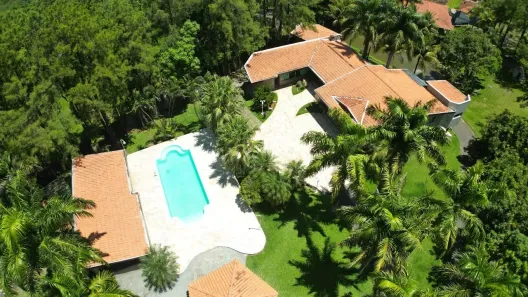 Fazenda/Sítio com 4 Quartos à venda, 300m² no Chácaras Novo México, Limeira