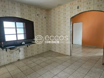 Casa com 3 Quartos à venda, 191m² no Marta Helena, Uberlândia