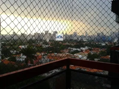 Apartamento com 2 Quartos para venda ou aluguel, 60m² no Vila Olímpia, São Paulo
