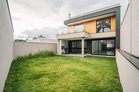 Casa de Condomínio com 4 Quartos à venda, 270m² no Vina Del Mar, Juiz de Fora