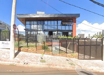 Prédio Comercial para alugar, 775m² no Vigilato Pereira, Uberlândia