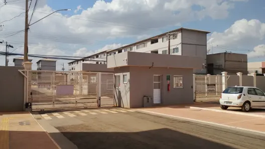 Apartamento com 2 Quartos para alugar, 1100m² no Setor de Chácaras Anhangüera B, Valparaíso de Goiás