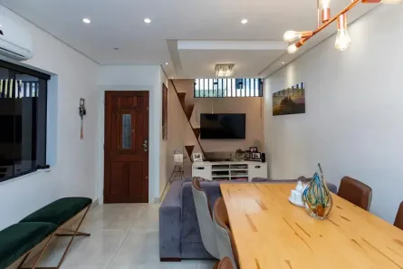 Casa com 2 Quartos à venda, 130m² no Chácara Santo Antônio (Zona Sul), São Paulo