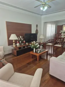 Casa com 3 Quartos à venda, 176m² no Jardim García, Campinas