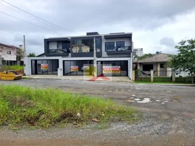 Sobrado com 3 Quartos à venda, 192m² no Santo Antônio, Joinville