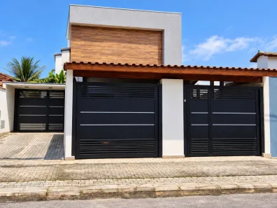 Casa de Condomínio com 2 Quartos à venda, 45m² no Centro, Caraguatatuba